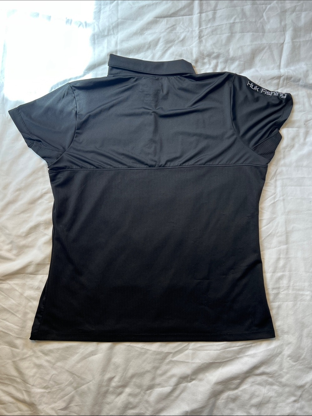 Huk Women's Black Short-Sleeve Performance Button-Down Polo - Picture 6 of 8
